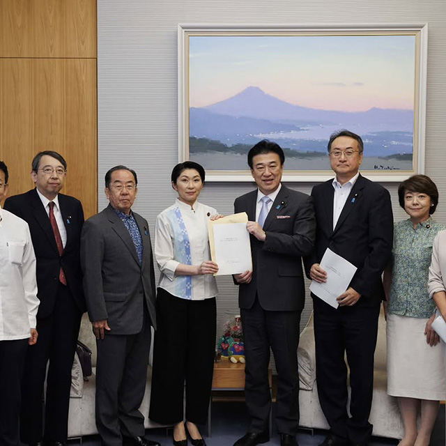 沖縄振興調査会 提言
